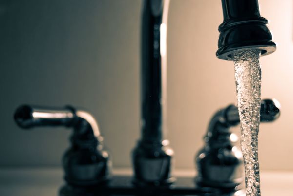 Top 5 des avantages d'un adoucisseur d'eau en appartement